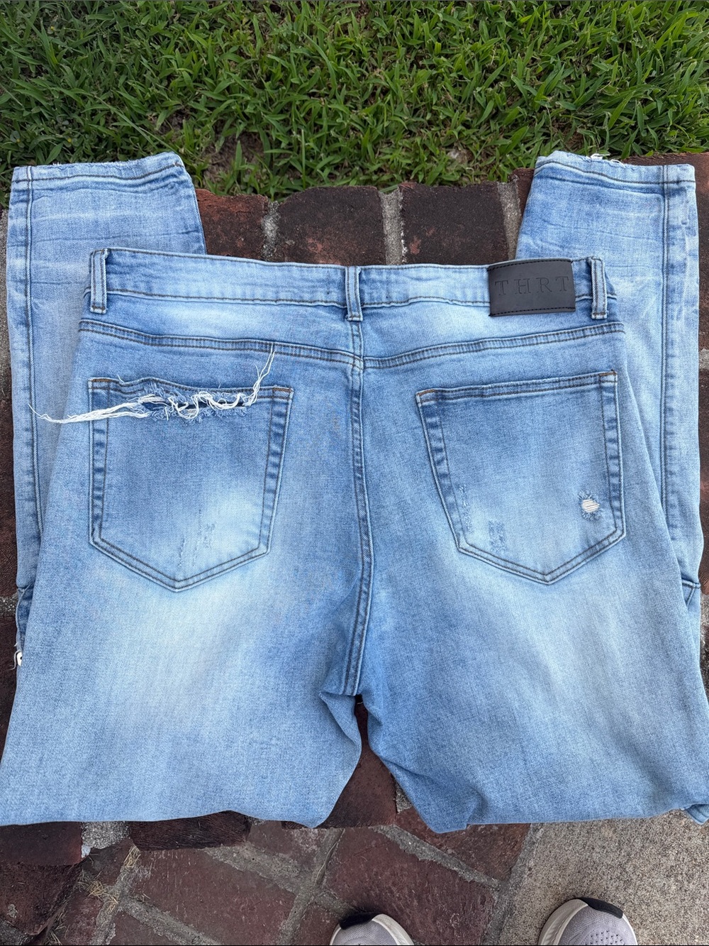 THRT brand light/medium wash jeans jeans size 40